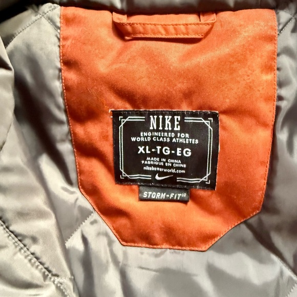 Nike Snowboard Jacket XL Storm-Fit - Picture 5 of 5